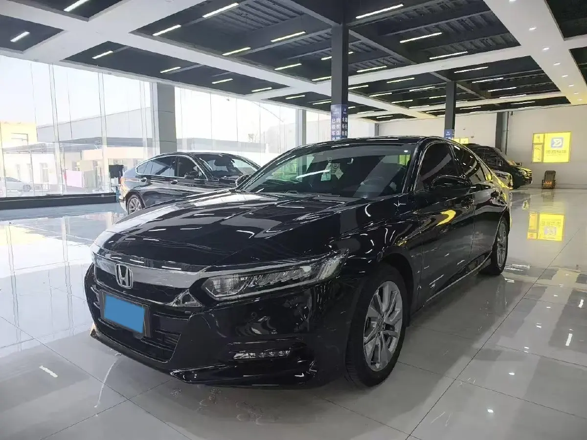 2018 Honda Accord 1.5T 194HP L4 CVT