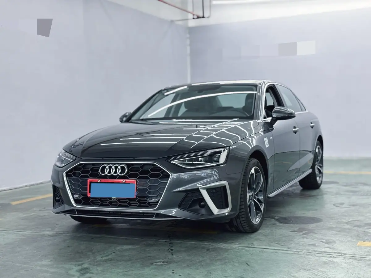 2020 Audi A4L 2.0T 190HP L4 7DCT