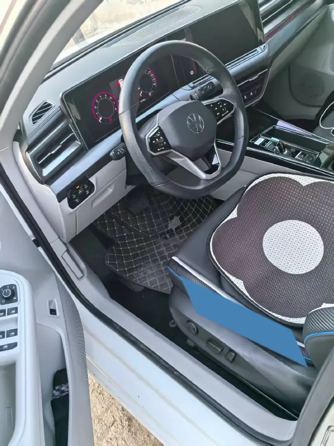 2023 Volkswagen Lamando 1.4T 150HP L4 7DCT,autocango,china used car exporter,china ev exporter,chinese used car exporter,chinese used ev exporter