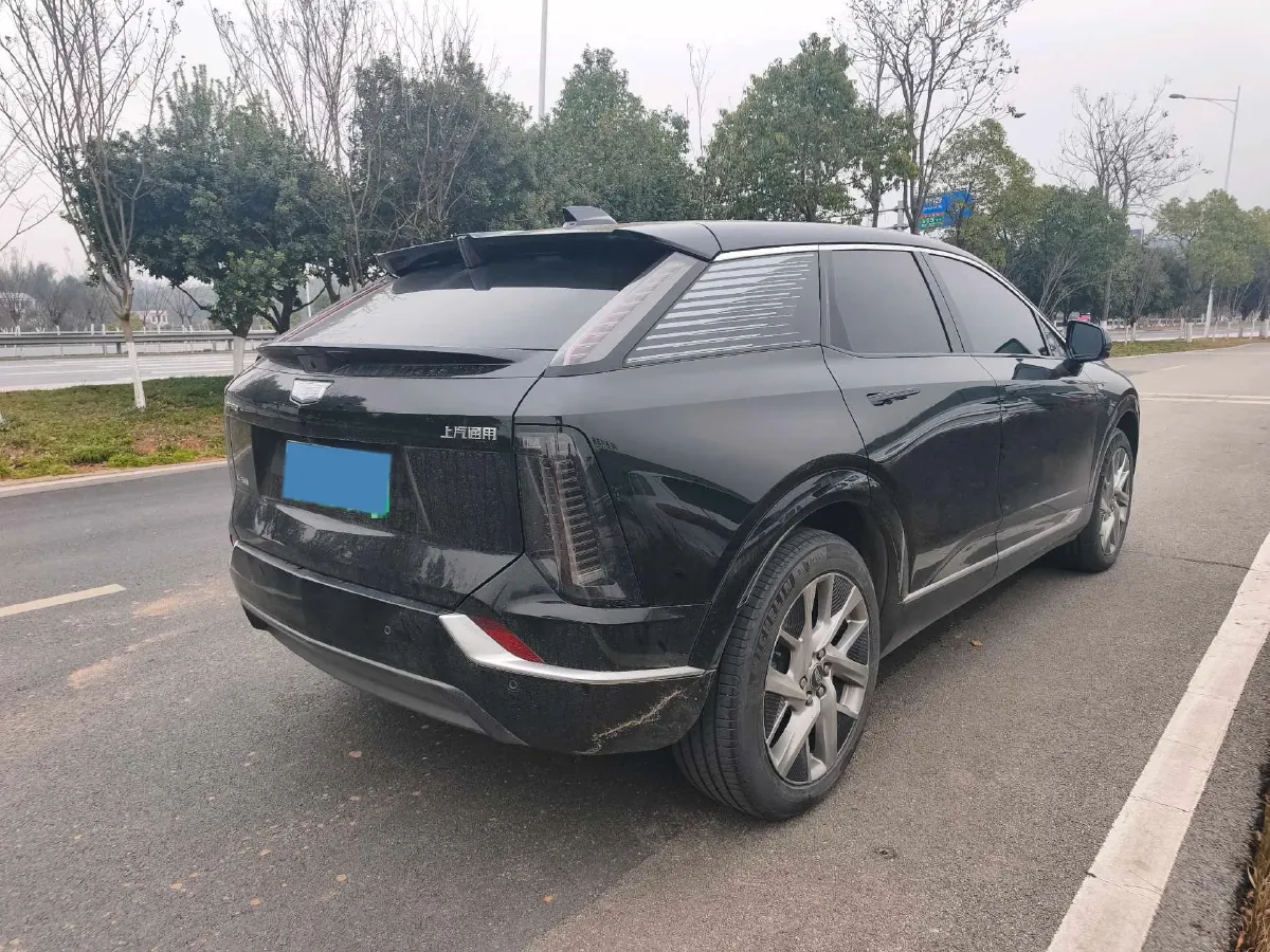 2024 Cadillac OPTIQ BEV 68.4KWH,autocango,china used car exporter,china ev exporter,chinese used car exporter,chinese used ev exporter