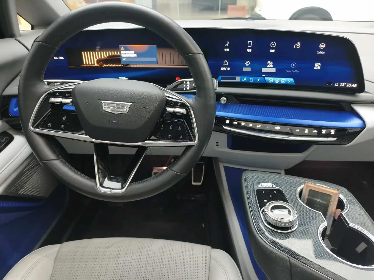 2024 Cadillac OPTIQ BEV 68.4KWH,autocango,china used car exporter,china ev exporter,chinese used car exporter,chinese used ev exporter