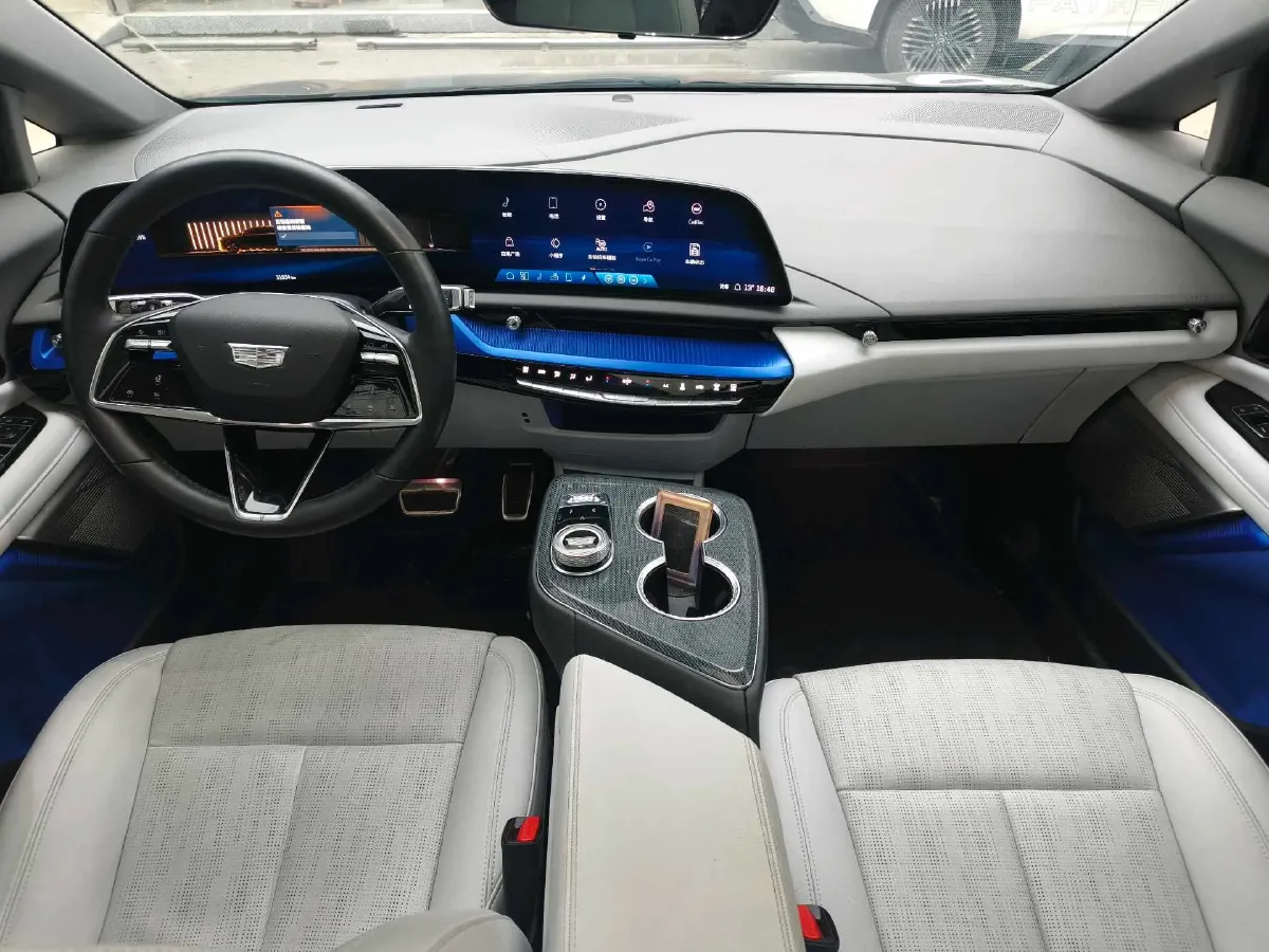 2024 Cadillac OPTIQ BEV 68.4KWH,autocango,china used car exporter,china ev exporter,chinese used car exporter,chinese used ev exporter