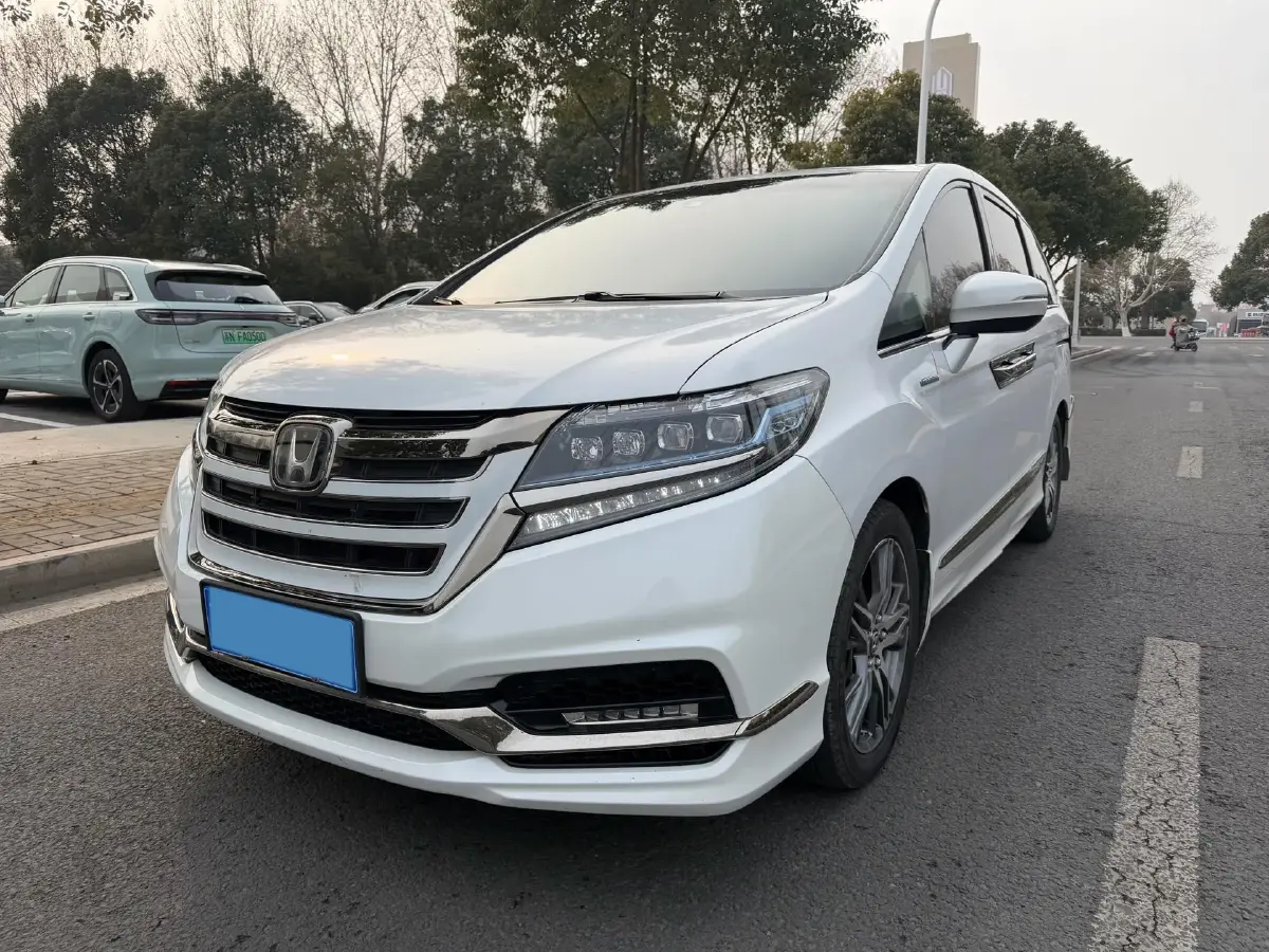 2019 Honda Elysioin 2.0L 146HP L4 E-CVT Hybrid