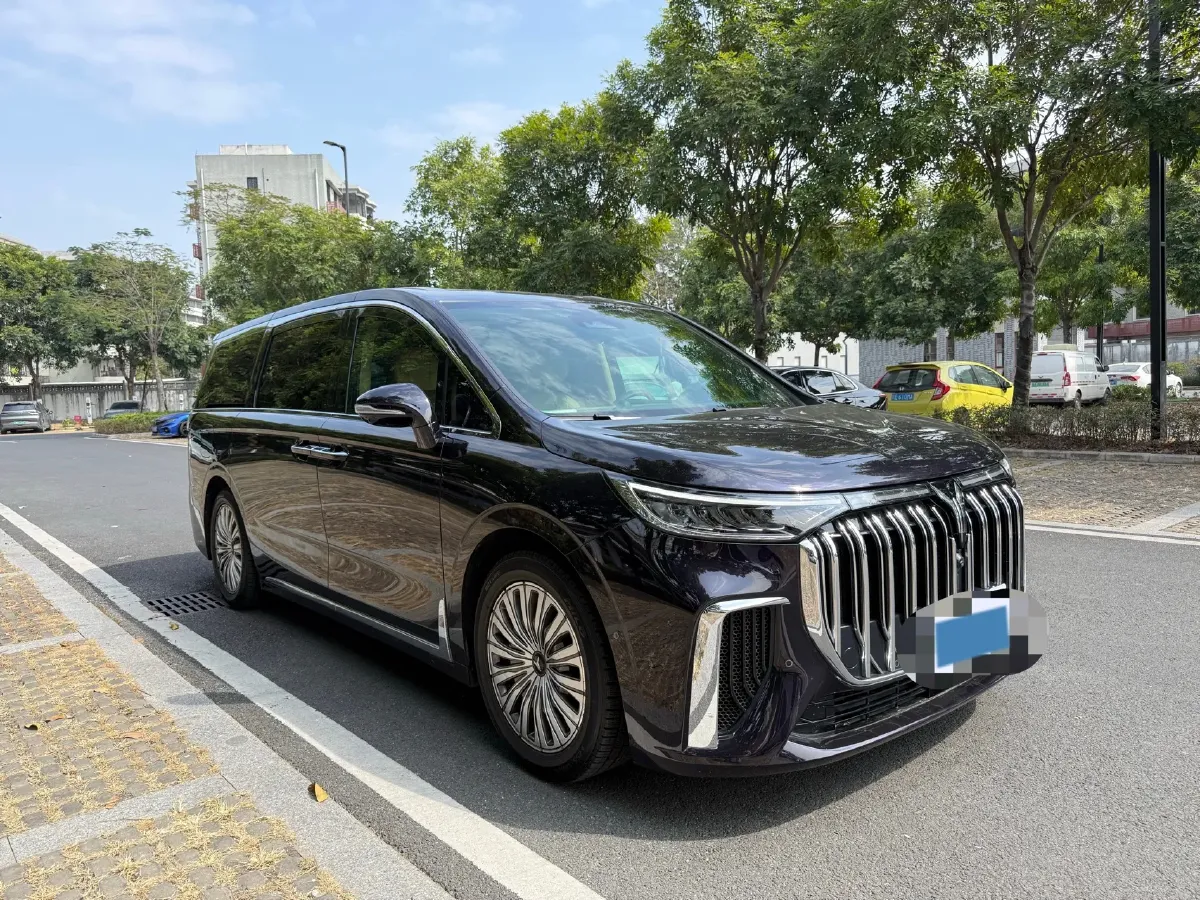 2022 Voyah Dream 1.5T 136HP L4 PHEV 25.57KWH,autocango,china used car exporter,china ev exporter,chinese used car exporter,chinese used ev exporter