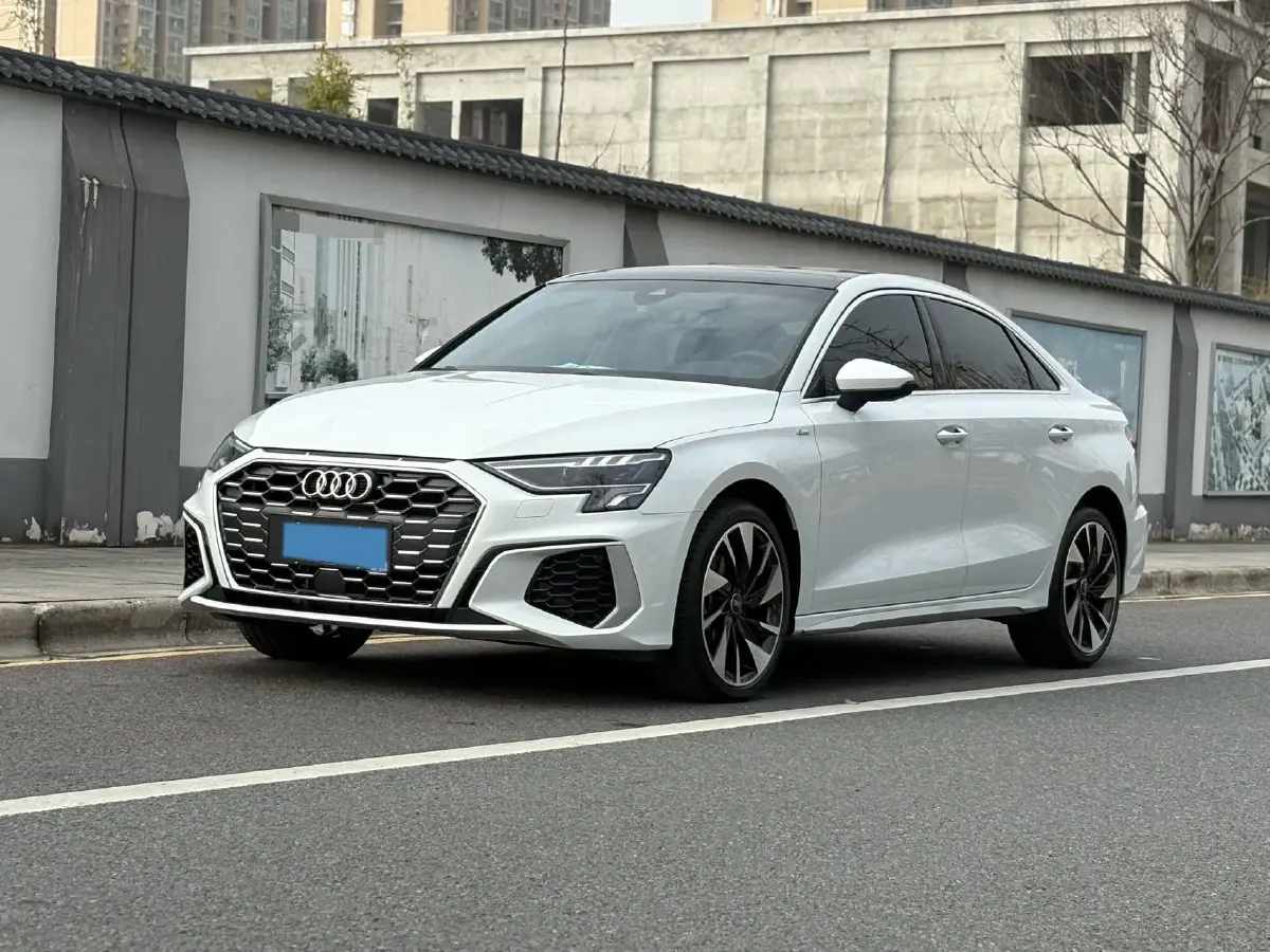 2023 Audi A3 1.4T 150HP L4 7DCT