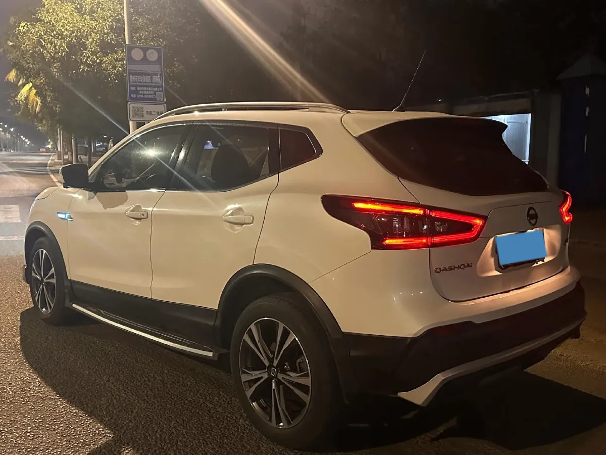 2021 Nissan Qashqai 2.0L 151HP L4 CVT,autocango,china used car exporter,china ev exporter,chinese used car exporter,chinese used ev exporter