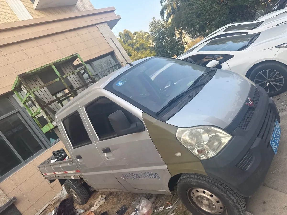 2015 LiFan X60 1.8L 133HP L4 5MT,autocango,china used car exporter,china ev exporter,chinese used car exporter,chinese used ev exporter