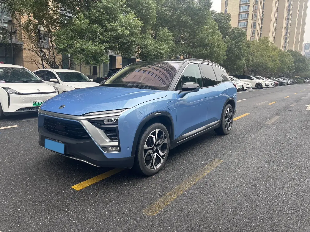 2018 NIO ES8 BEV 70KWH