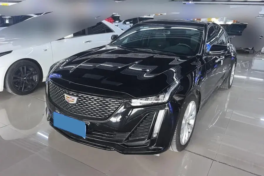 2022 Cadillac CT5 2.0T 237HP L4 10AT