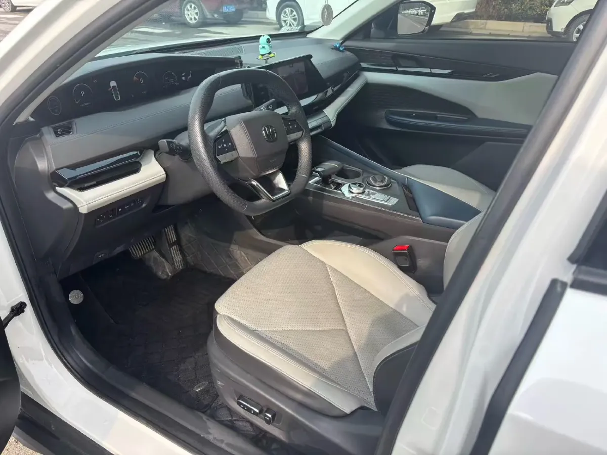 2023 ChangAn UNI-V iDD 1.5T 170HP L4 6TCT PHEV 18.4KWH,autocango,china used car exporter,china ev exporter,chinese used car exporter,chinese used ev exporter