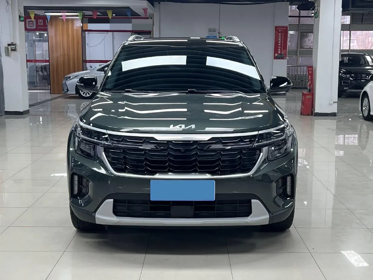 2023 Kia Seltos 1.5L 115HP L4 CVT,autocango,china used car exporter,china ev exporter,chinese used car exporter,chinese used ev exporter
