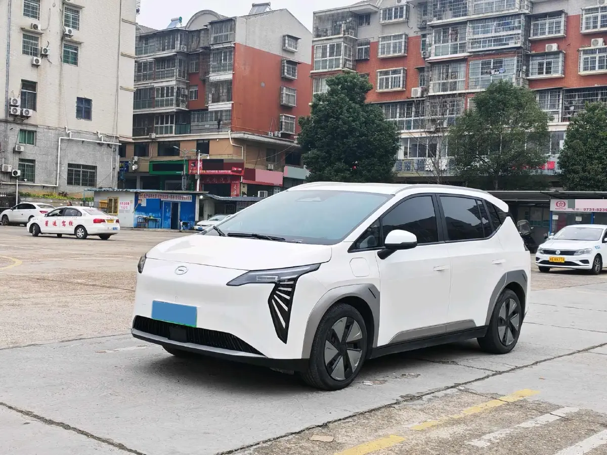 2023 Aion Y BEV 69.98KWH