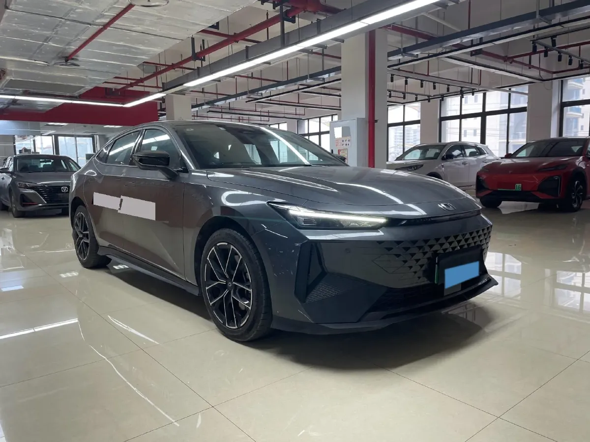 2023 ChangAn QiYuan A07 1.5L 95HP L4 REEV 28.4KWH,autocango,china used car exporter,china ev exporter,chinese used car exporter,chinese used ev exporter