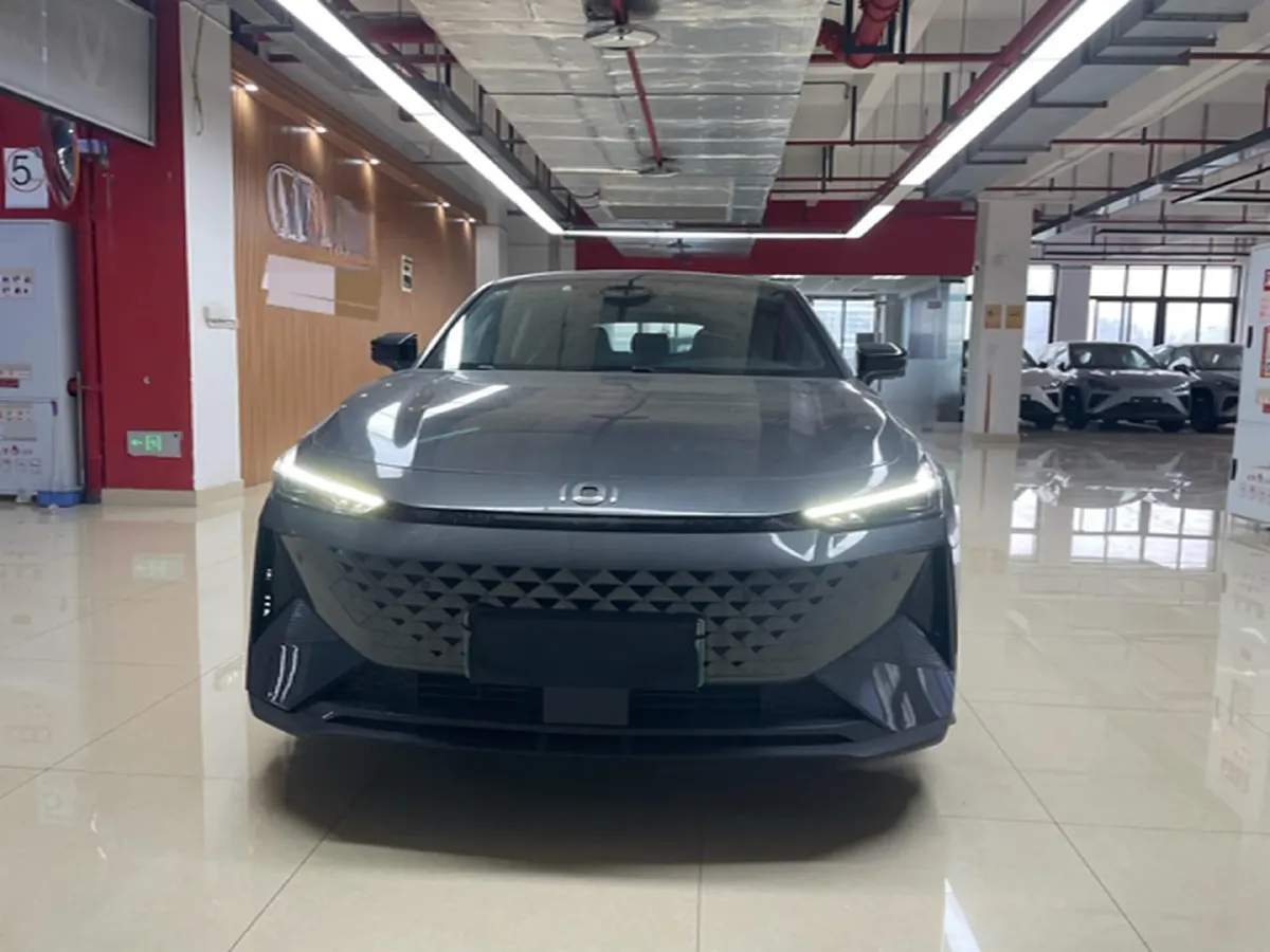 2023 ChangAn QiYuan A07 1.5L 95HP L4 REEV 28.4KWH,autocango,china used car exporter,china ev exporter,chinese used car exporter,chinese used ev exporter