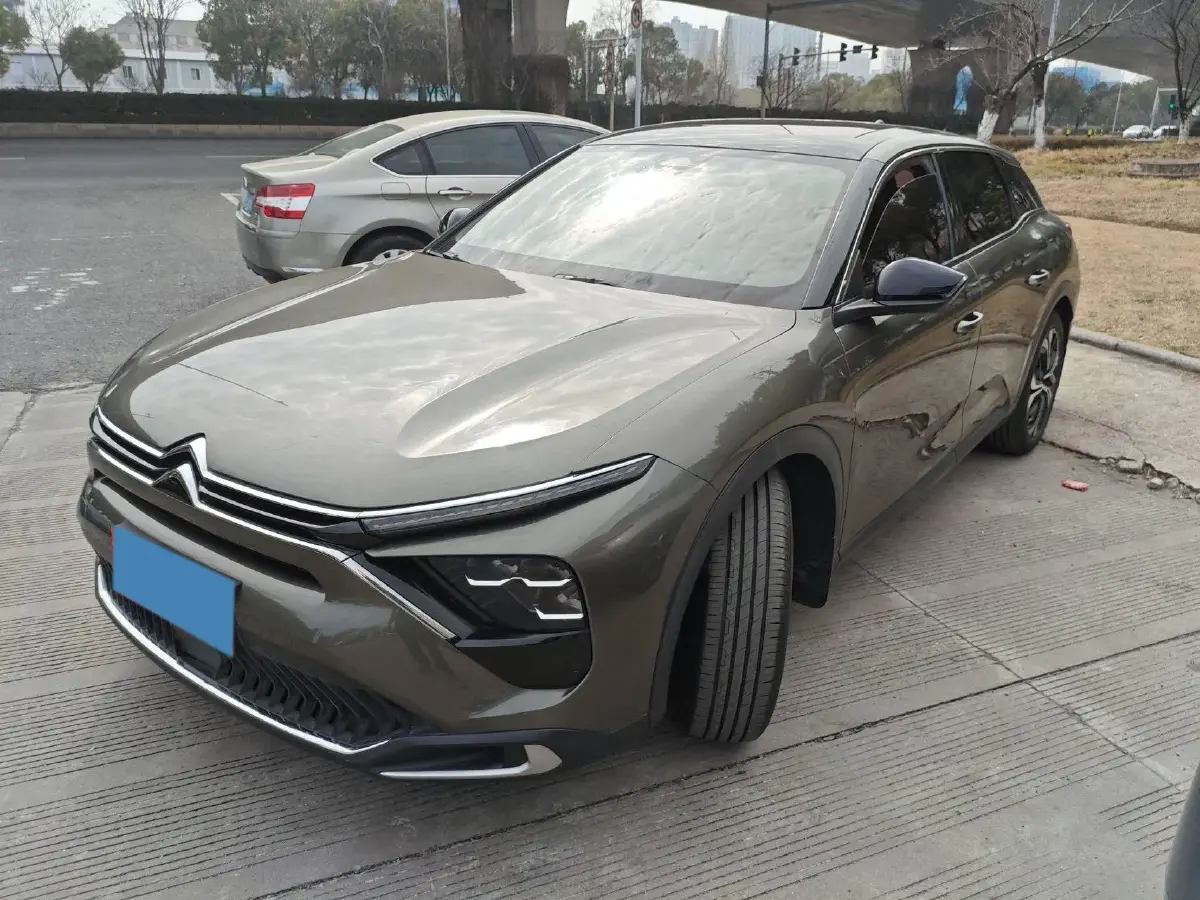 2022 Citroen C5 X 1.6T 175HP L4 8AT