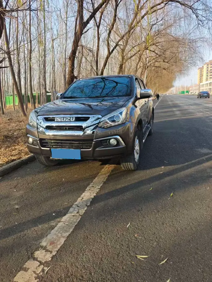 2018 Isuzu D-MAX 3.0T 177HP L4 6AT