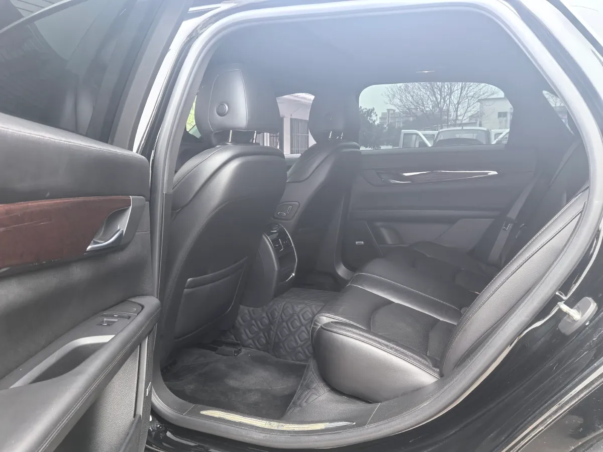 2020 Cadillac CT6 2.0T 241HP L4 10AT,autocango,china used car exporter,china ev exporter,chinese used car exporter,chinese used ev exporter