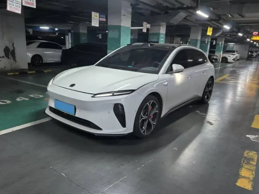 2023 NIO ET5T BEV 75KWH