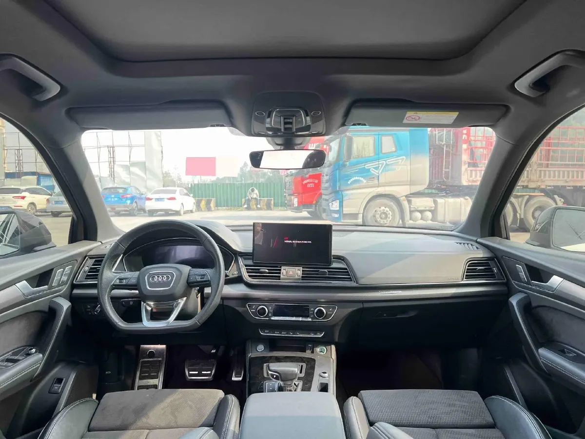 2023 Audi Q5L Sportback 2.0T 190HP L4 7DCT,autocango,china used car exporter,china ev exporter,chinese used car exporter,chinese used ev exporter
