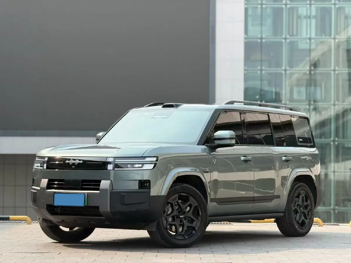 2025 FangChengBao Tai 7 1.5T 156HP L4 E-CVT PHEV