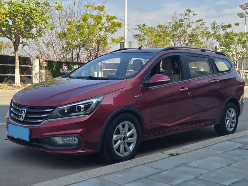 2017 BaoJun 310W 1.5L 112HP L4 6MT