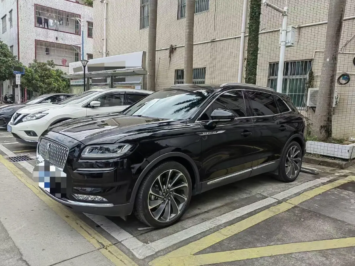 2021 Lincoln Nautilus 2.7T 322HP V6 8AT