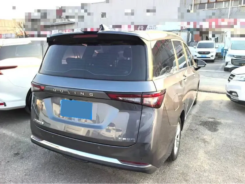 2022 WuLing JiaChen 1.5T 147HP L4 6MT,autocango,china used car exporter,china ev exporter,chinese used car exporter,chinese used ev exporter