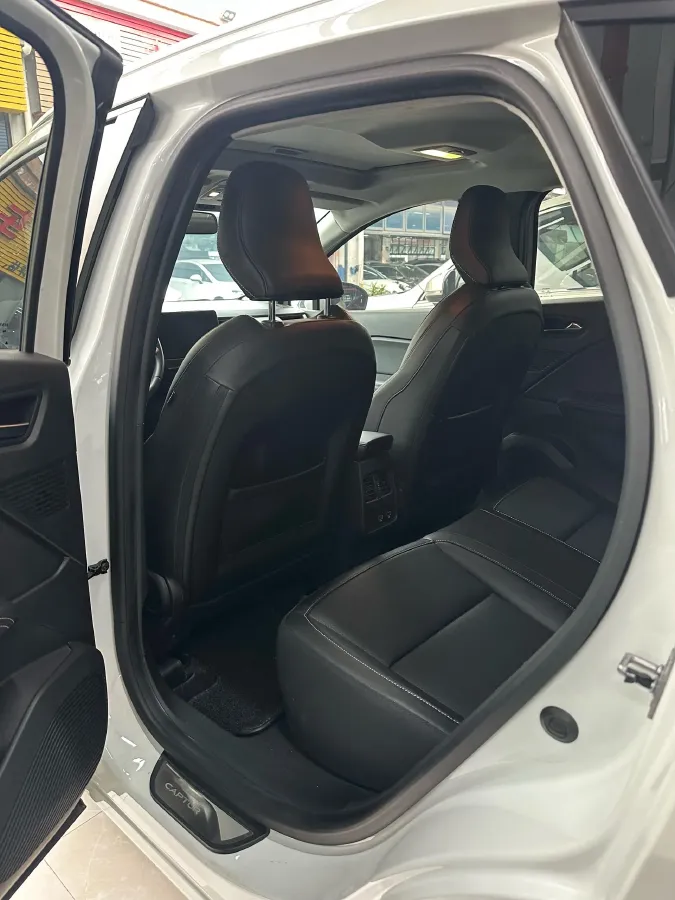 2019 Renault Captur 1.3T 159HP L4 7DCT,autocango,china used car exporter,china ev exporter,chinese used car exporter,chinese used ev exporter