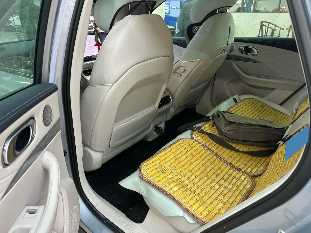 2024 Neta L 1.5L 91HP L4 REEV 40KWH,autocango,china used car exporter,china ev exporter,chinese used car exporter,chinese used ev exporter