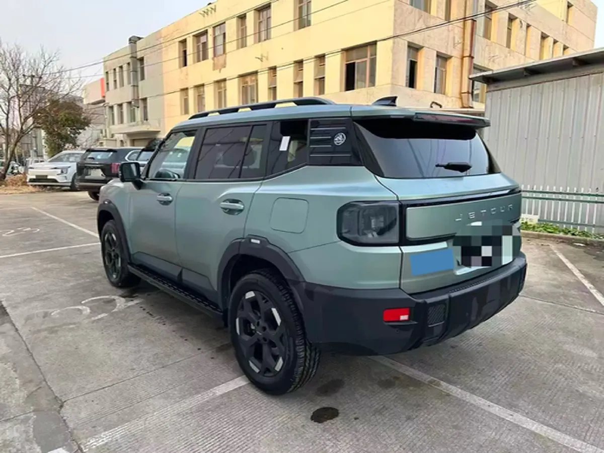 2025 Jetour Freeman 2.0T 254HP L4 8AT,autocango,china used car exporter,china ev exporter,chinese used car exporter,chinese used ev exporter