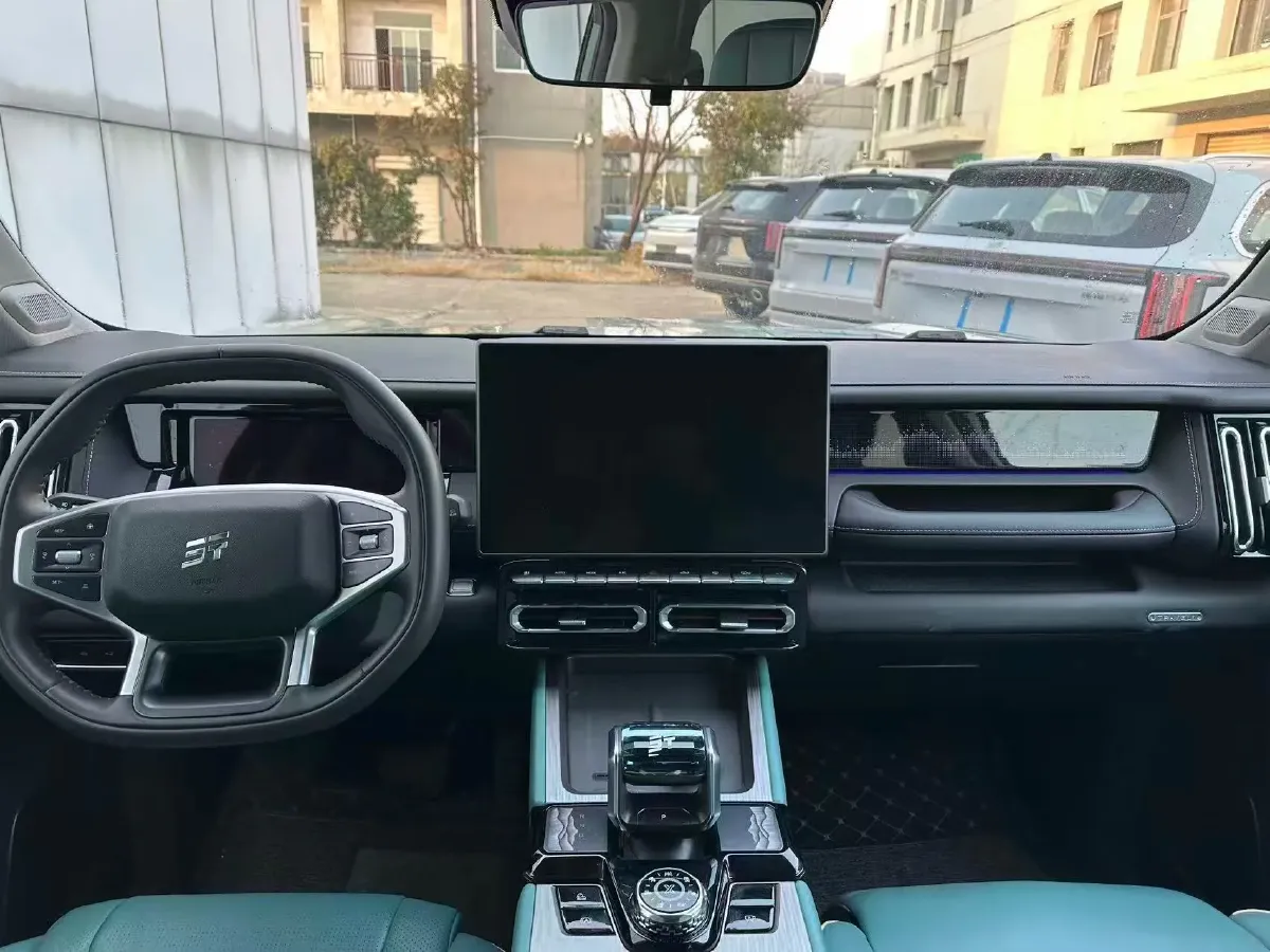 2025 Jetour Freeman 2.0T 254HP L4 8AT,autocango,china used car exporter,china ev exporter,chinese used car exporter,chinese used ev exporter