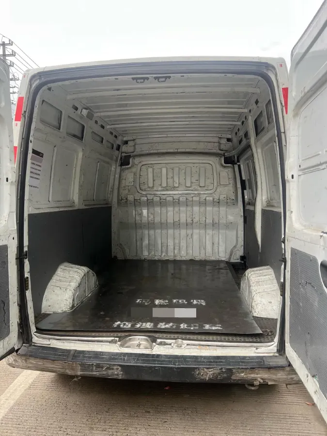 2013 Xinkai KaiSheng 2.4L 136HP L4 6MT,autocango,china used car exporter,china ev exporter,chinese used car exporter,chinese used ev exporter