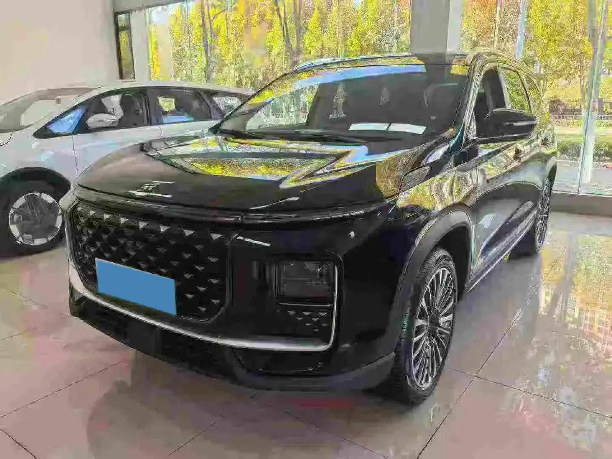 2025 Isuzu Taga EV BEV