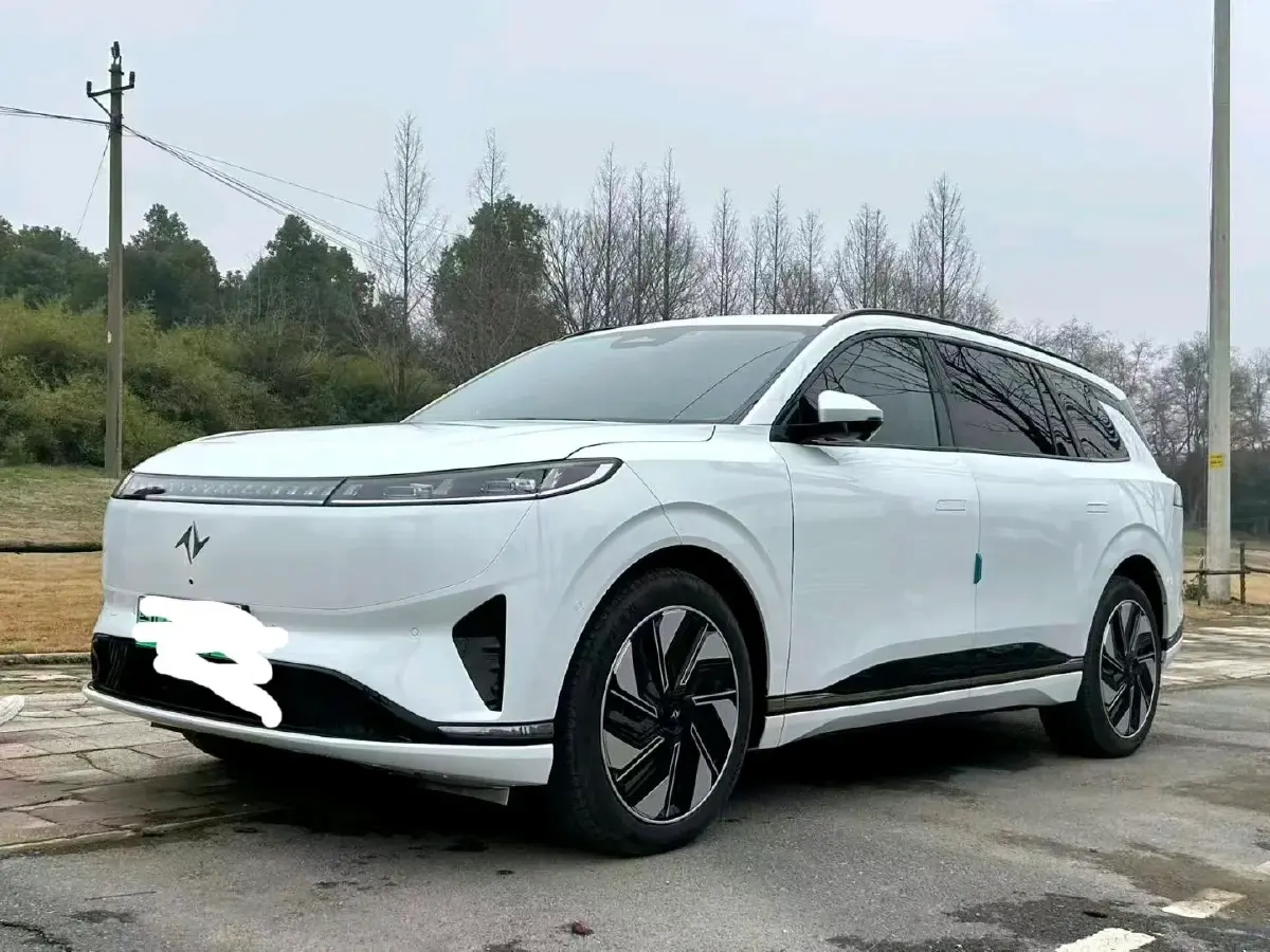 2025 DongFeng eπ eπ008 BEV 82.28KWH