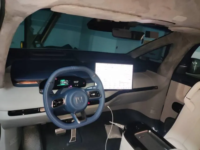 2025 Zeekr MIX BEV 102KWH,autocango,china used car exporter,china ev exporter,chinese used car exporter,chinese used ev exporter