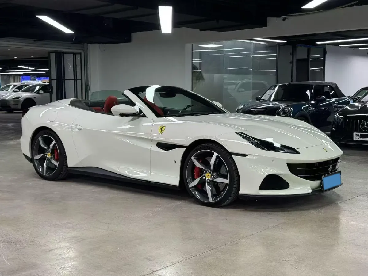 2021 Ferrari Portofino 3.9T 620HP V8 8DCT,autocango,china used car exporter,china ev exporter,chinese used car exporter,chinese used ev exporter