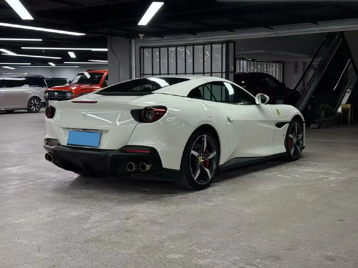2021 Ferrari Portofino 3.9T 620HP V8 8DCT,autocango,china used car exporter,china ev exporter,chinese used car exporter,chinese used ev exporter