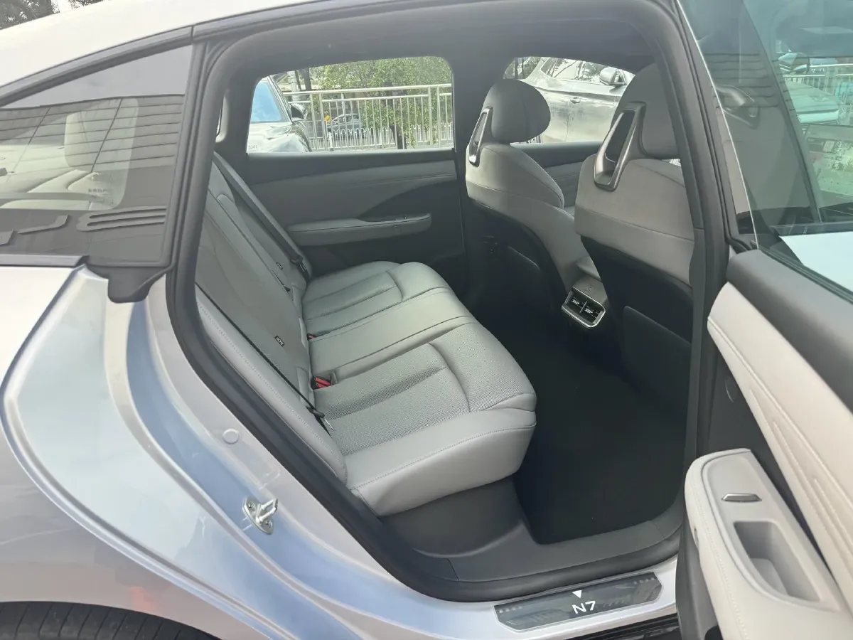 2025 Nissan N7 BEV 58KWH,autocango,china used car exporter,china ev exporter,chinese used car exporter,chinese used ev exporter