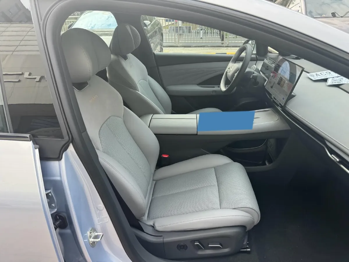 2025 Nissan N7 BEV 58KWH,autocango,china used car exporter,china ev exporter,chinese used car exporter,chinese used ev exporter