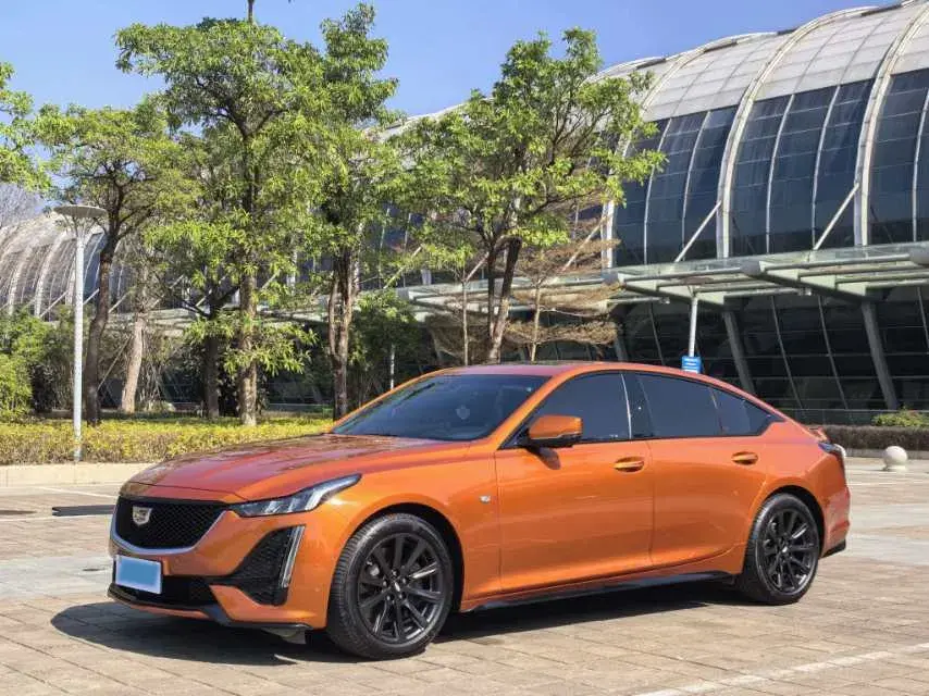 2023 Cadillac CT5 2.0T 237HP L4 10AT