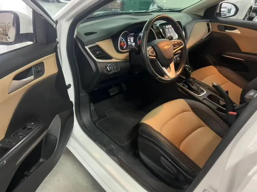 2020 Chevrolet Monza 1.5L 113HP L4 6AT,autocango,china used car exporter,china ev exporter,chinese used car exporter,chinese used ev exporter