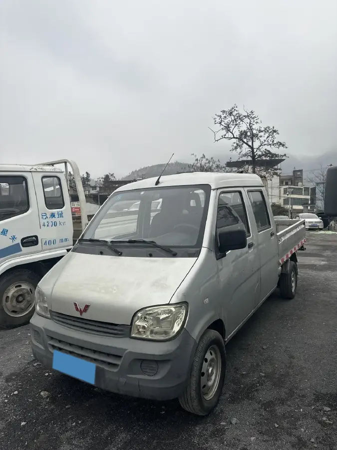 2018 WuLing RongGuang New Truck 1.5L 107HP L4 5MT