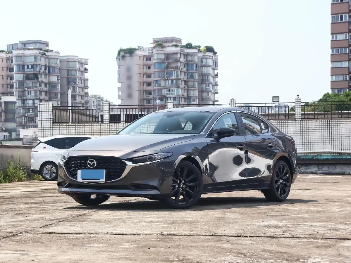 2022 Mazda 3 Axela 2.0L 158HP L4 6AT