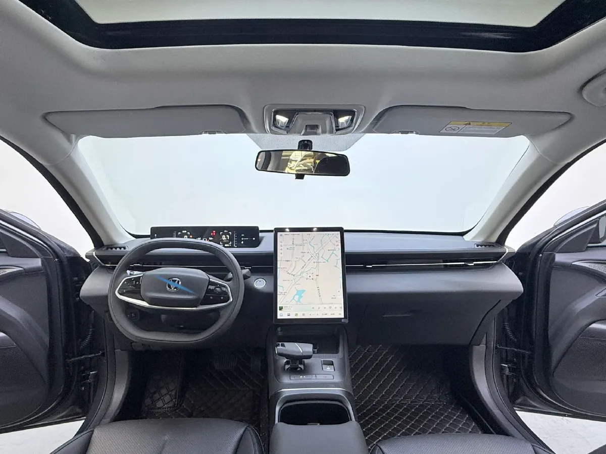 2023 ChangAn Lamore 1.5T 170HP L4 7DCT,autocango,china used car exporter,china ev exporter,chinese used car exporter,chinese used ev exporter