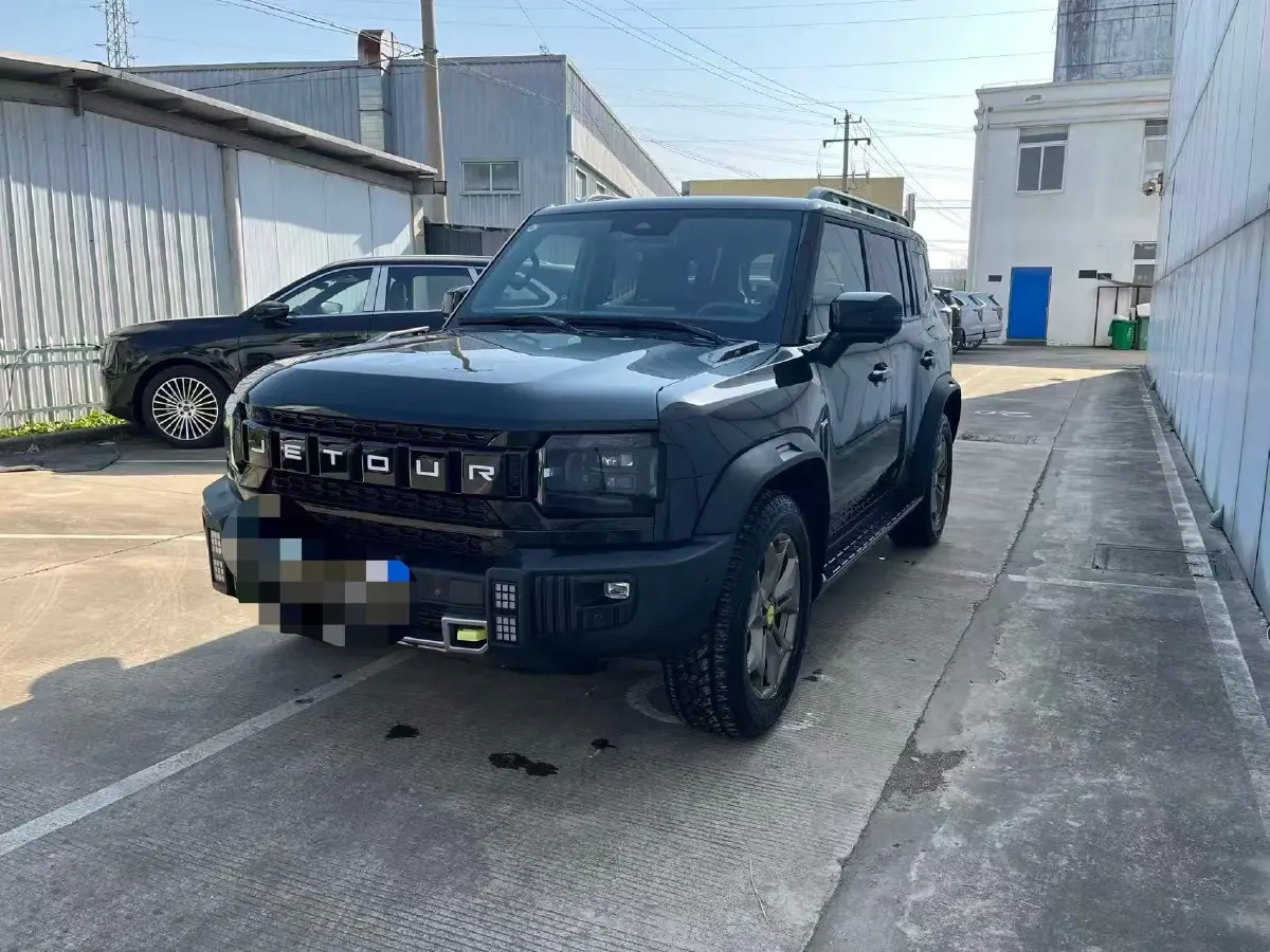 2023 Jetour Traveller 2.0T 254HP L4 8AT