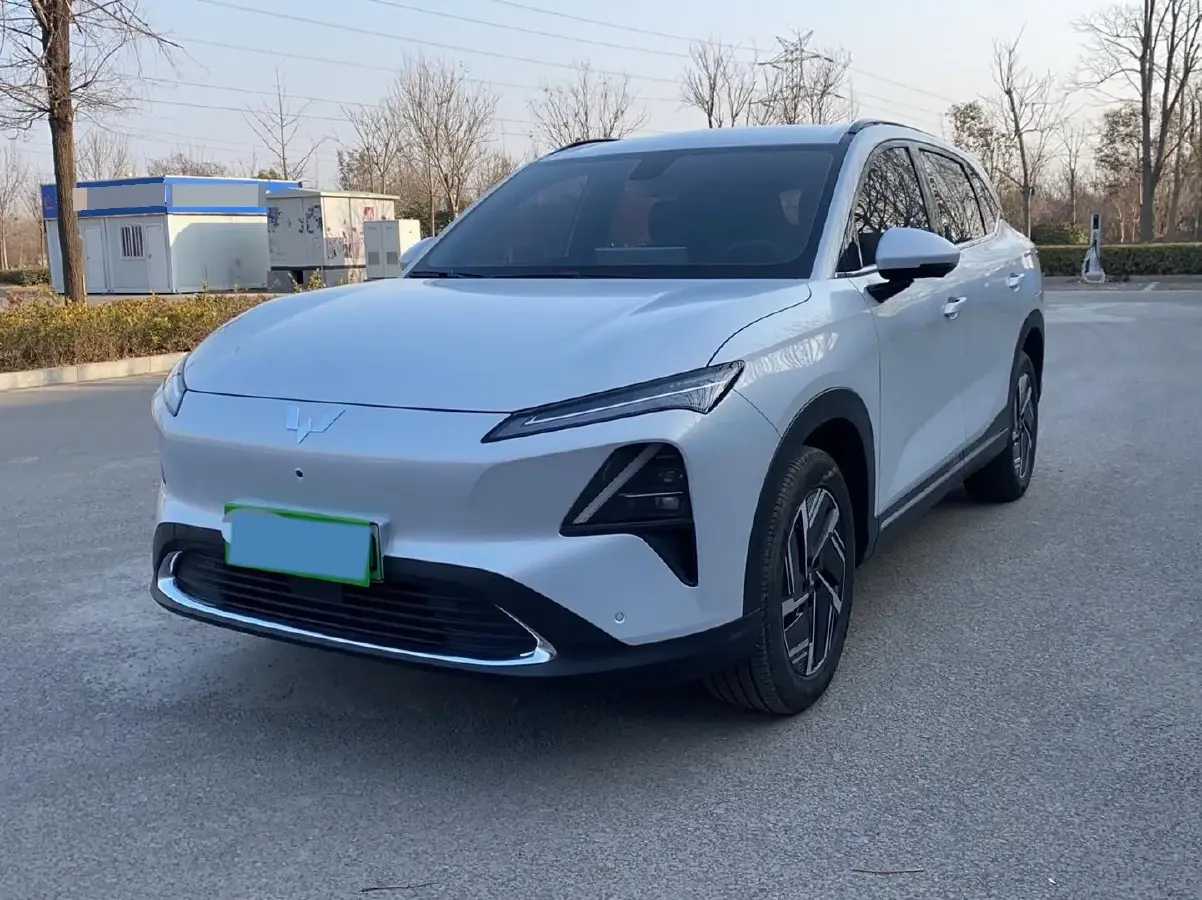 2024 WuLing XingGuangS 1.5L 106HP L4 E-CVT PHEV 20.5KWH