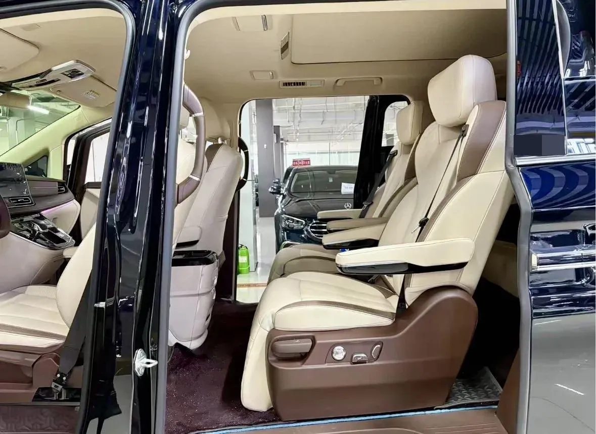 2023 Bestune M9 2.0T 252HP L4 8AT,autocango,china used car exporter,china ev exporter,chinese used car exporter,chinese used ev exporter