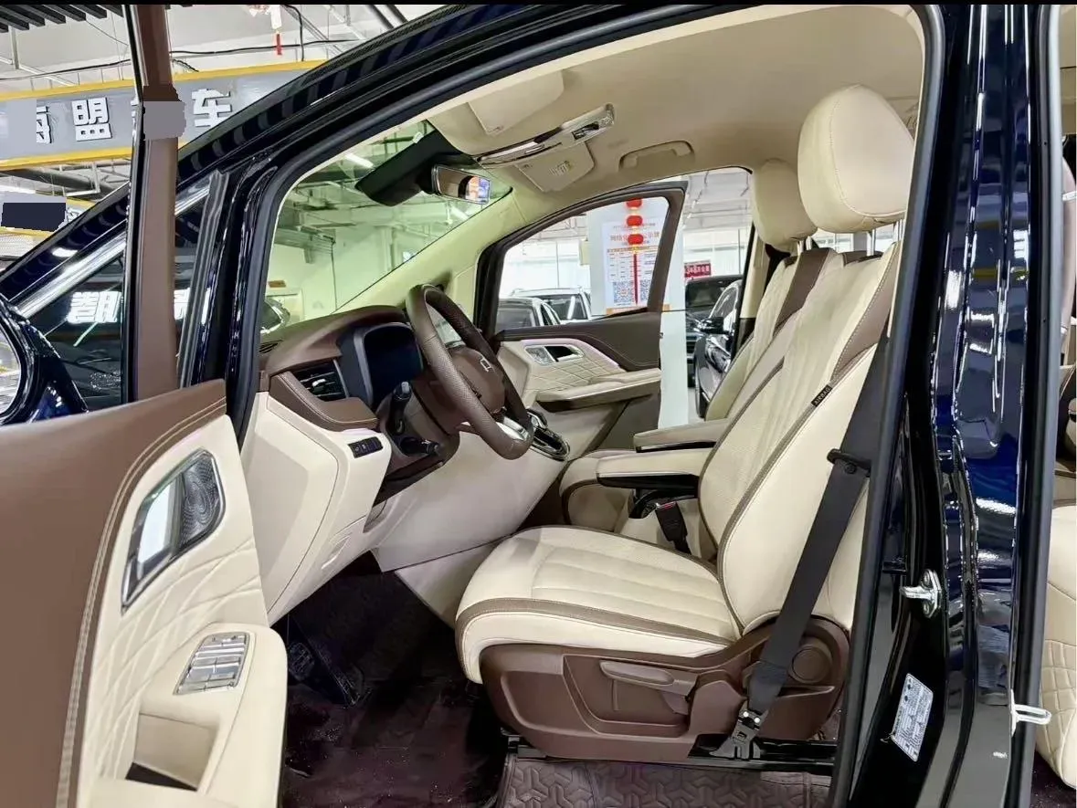 2023 Bestune M9 2.0T 252HP L4 8AT,autocango,china used car exporter,china ev exporter,chinese used car exporter,chinese used ev exporter