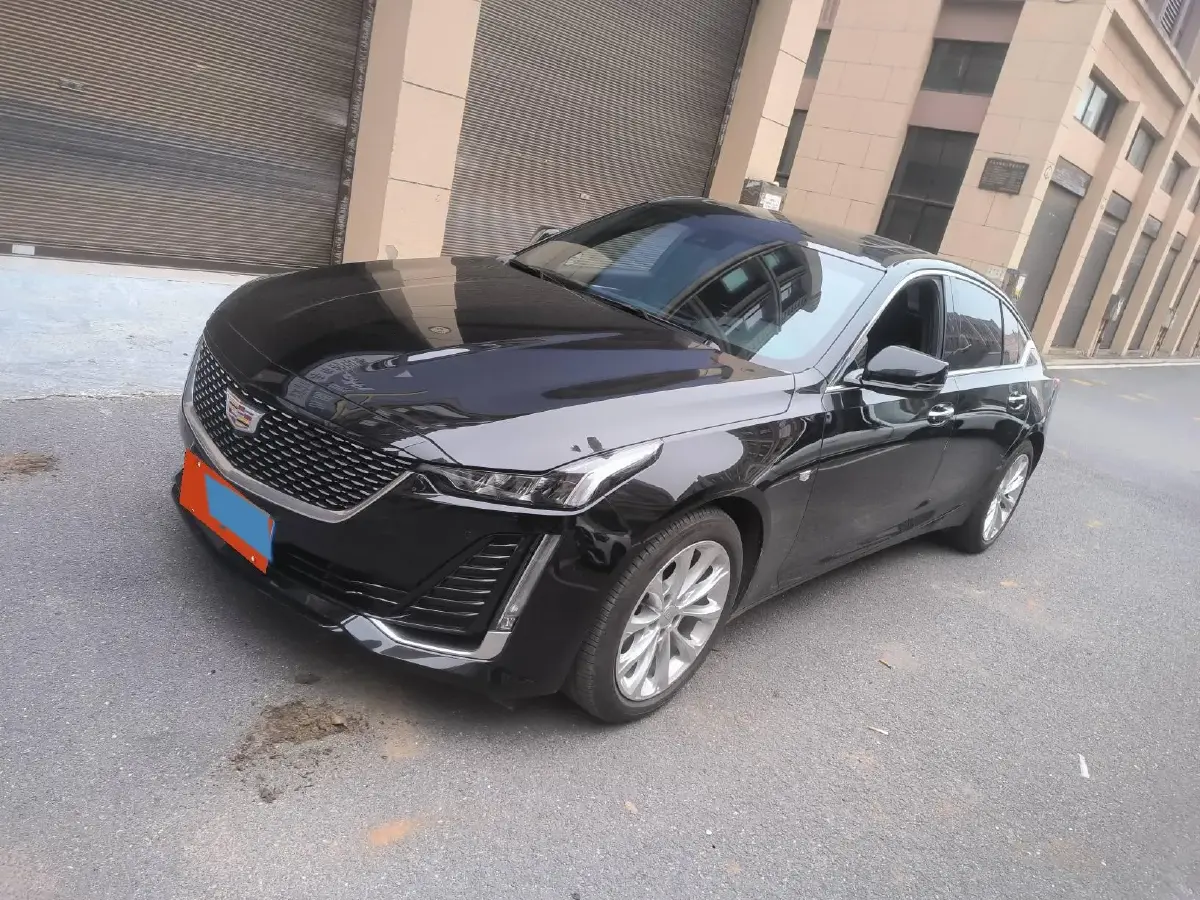 2023 Cadillac CT5 2.0T 237HP L4 10AT