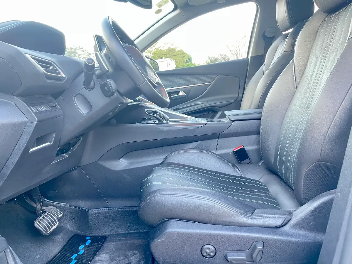 2021 Peugeot 4008 1.6T 170HP L4 8AT,autocango,china used car exporter,china ev exporter,chinese used car exporter,chinese used ev exporter